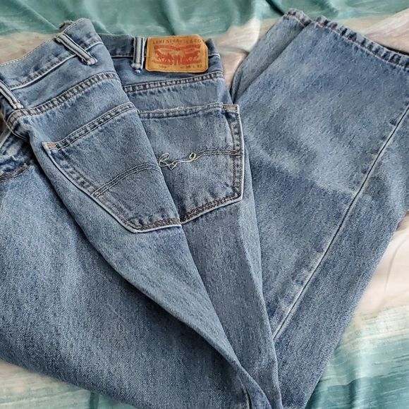 Levi's Other - Men's 38x32 550 Levi's relaxed jeans